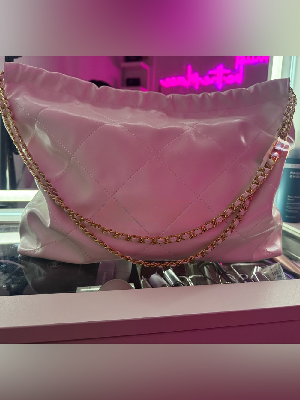 Women’s quilted white hobo bag cc